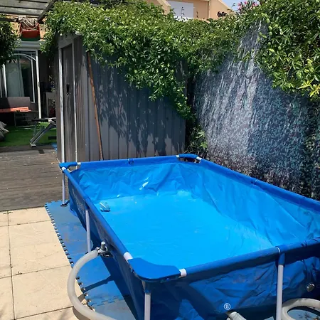 Proche De La Mer Apartment